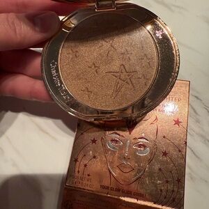 Charlotte Tilbury Glow Glide
